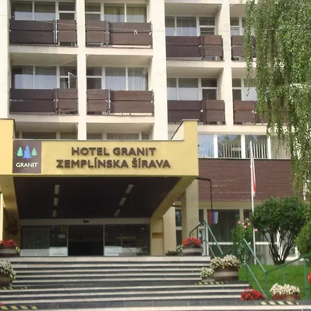 Granit Zemplinska Sirava Hotell 3*