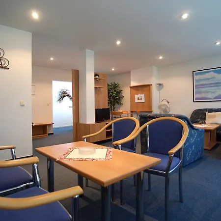 Granit Zemplinska Sirava Hotell 3*