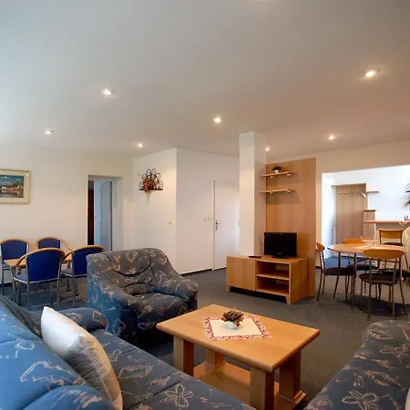 Granit Zemplinska Sirava Калужа