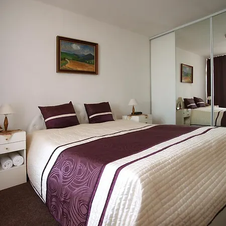 Granit Zemplinska Sirava Калужа