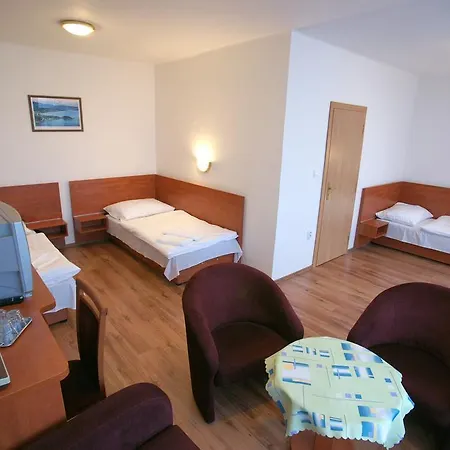 Отель Granit Zemplinska Sirava Калужа